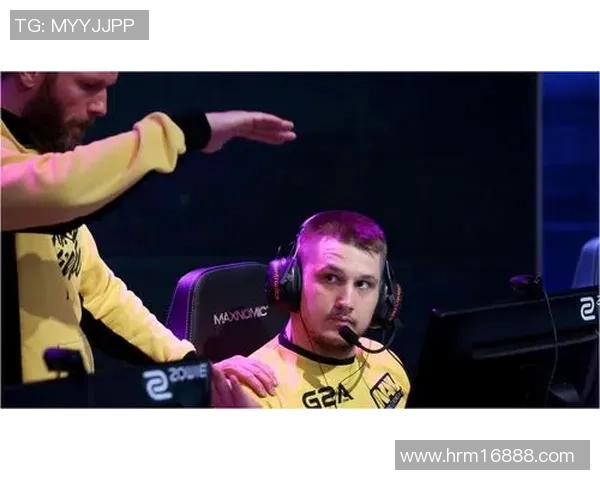 ZEUS雷克赛巧妙绕后击杀敌方三人EZ河道疯狂输出助力团队逆转胜局