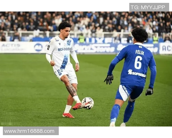 法甲激战周日021斯特拉斯堡主场迎战洛里昂争夺三分